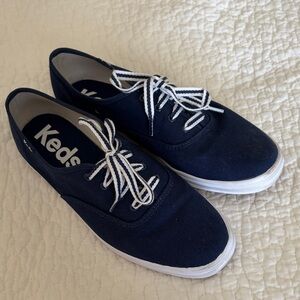 Keds Canvas Sneakers 8.5 Wide